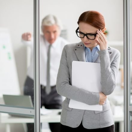 A Síndrome do Gestor Indispensável: Quando o Controle Vira Gargalo