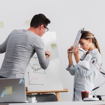 A falta de propósito profissional gera fragilidade emocional. Descubra como líderes podem construir resiliência e motivação real.